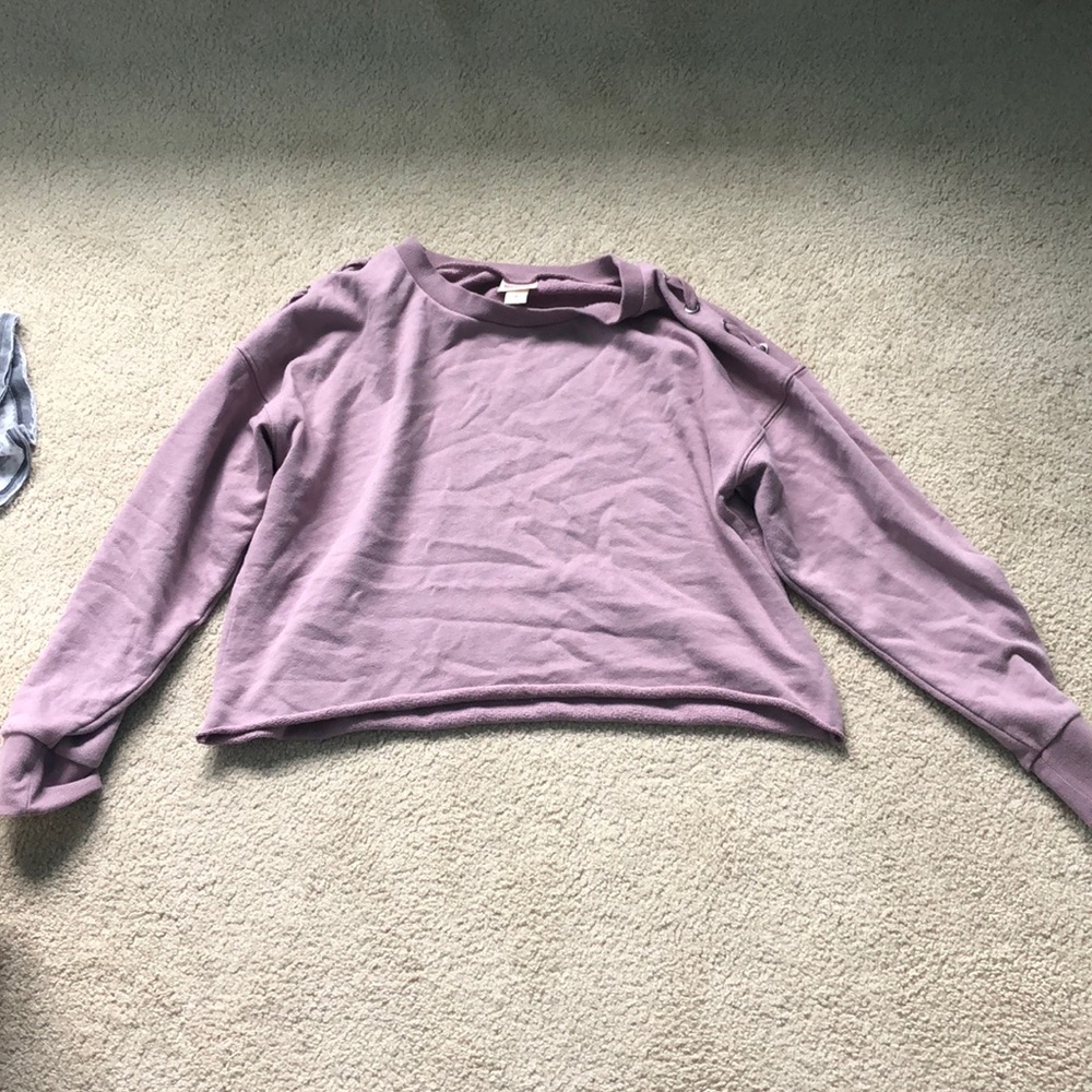 Cropped sweatshirt (worn 3 times)